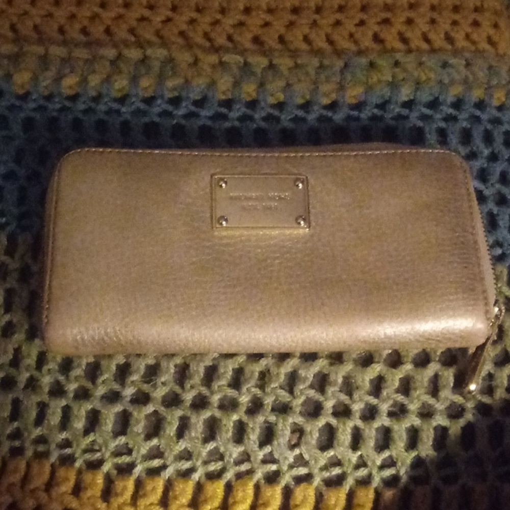 Michael Kors wallet